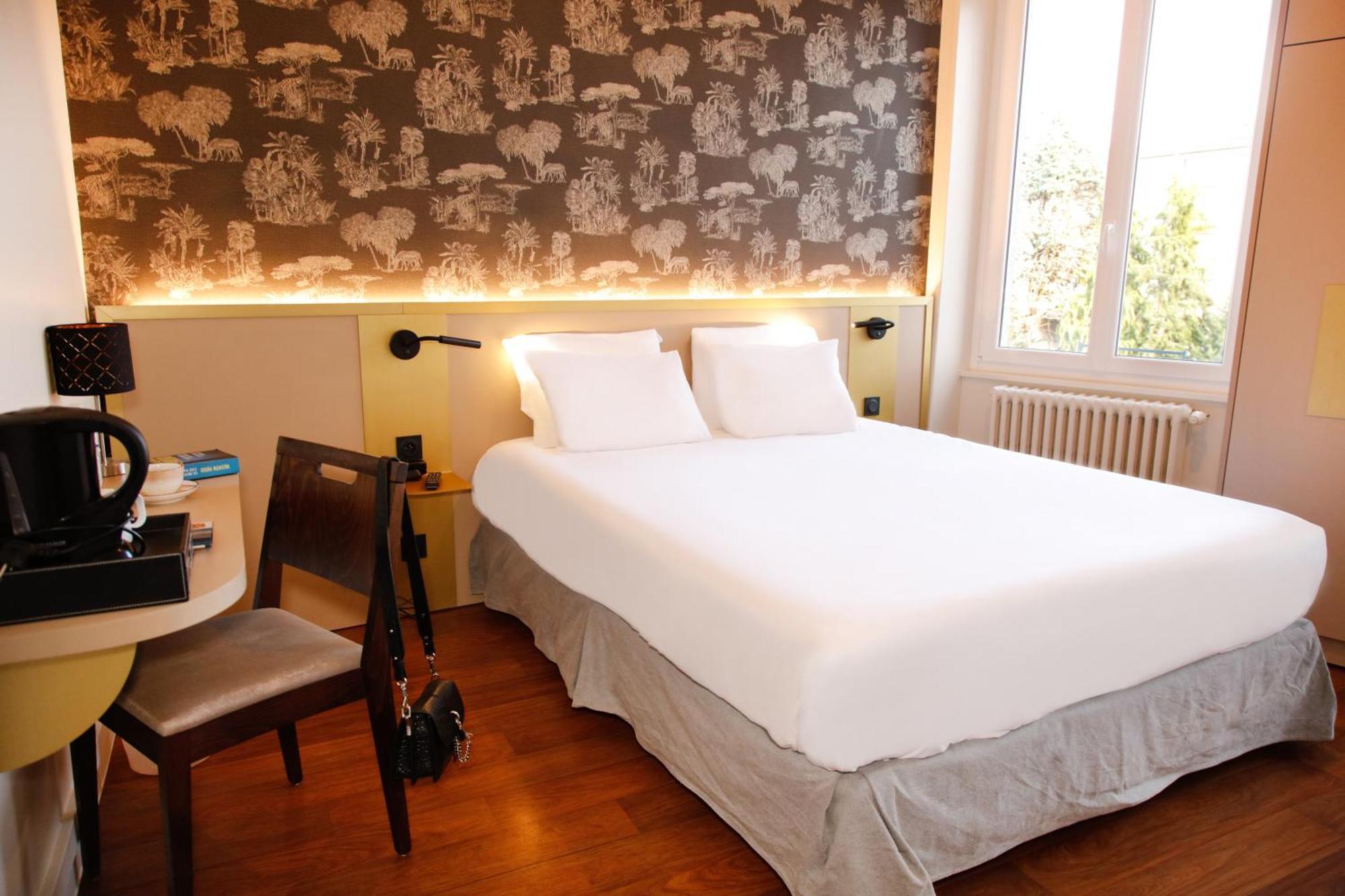 Hotel De France Vire Εξωτερικό φωτογραφία