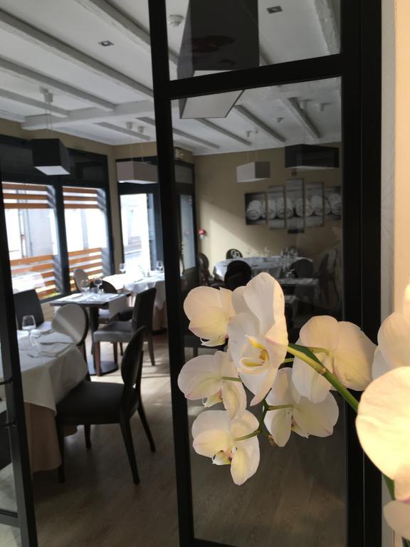 Hotel De France Vire Εξωτερικό φωτογραφία